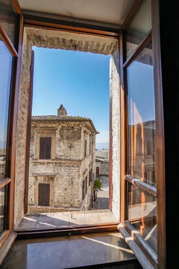 Apartment Ogni Finestra E Un Quadro - Appartamento Ad Assisi