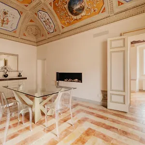 Apartment Sotto Gli Affreschi Del 1800 Con Colazione Inclusa, Assisi
